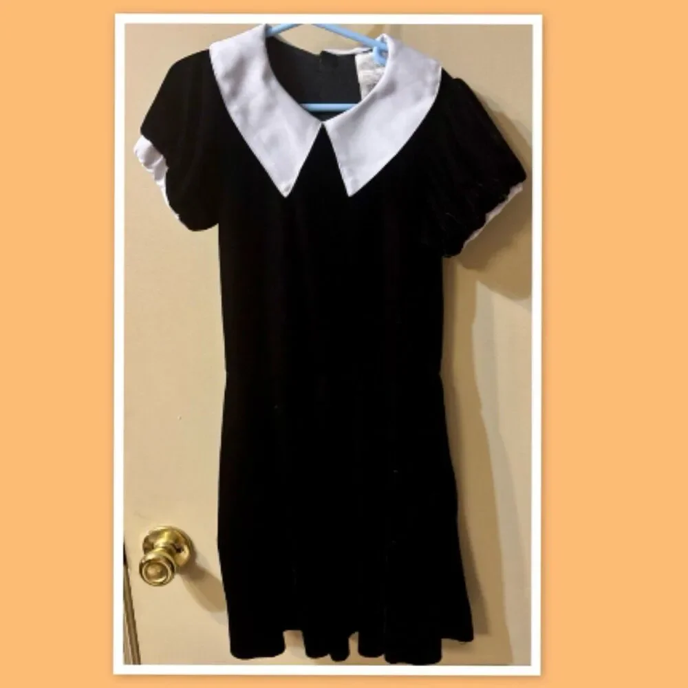 The Addams Family Wednesday Addams Inspired Gothic Girls Costume & Wig